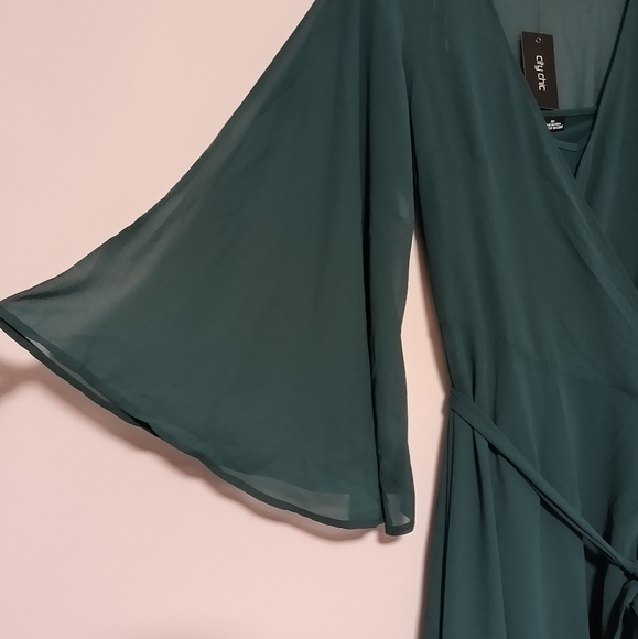 New Elegant Teal Wrap Dress / Size 14 - Picture 3 of 10